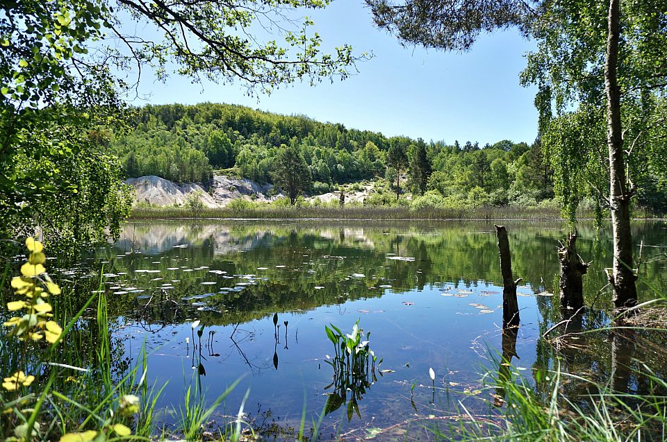 Gröna sjön i kaolinbrottet på Ivö Klack, Fotograf: Josefin Persson