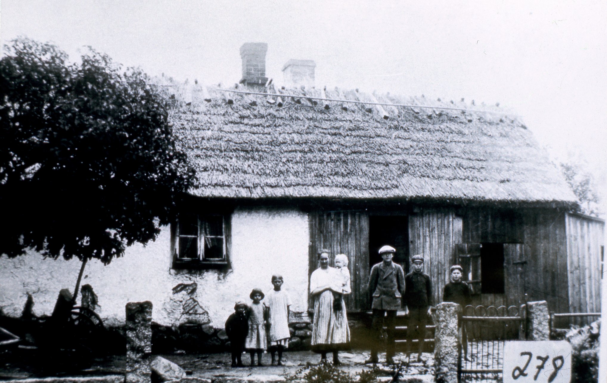 Bromölla Hus Familj