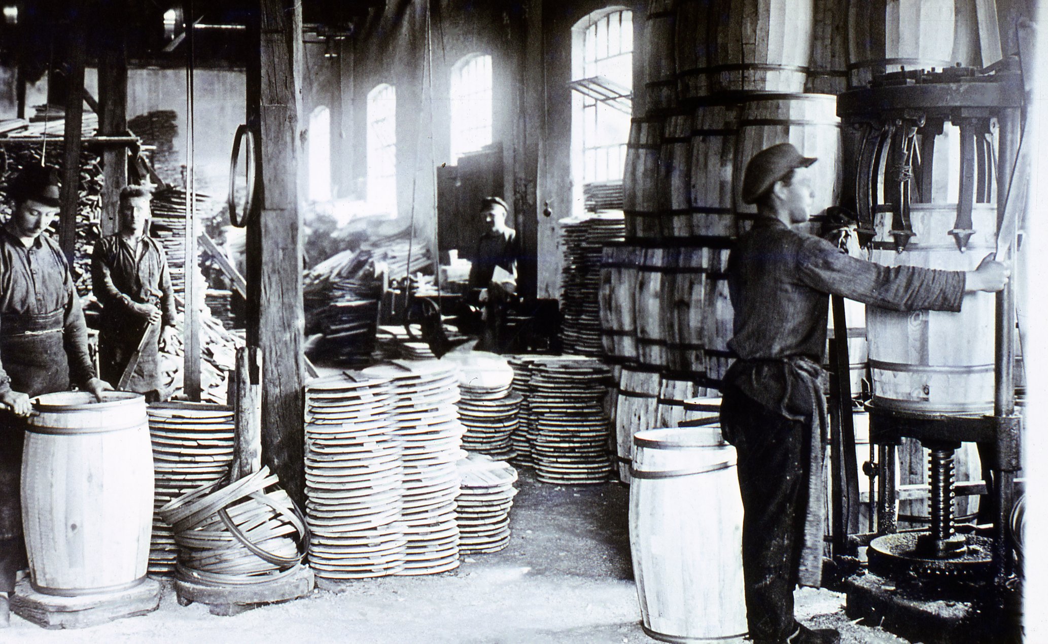 Fabrik Iföverken Tunbinderiet Cementtunnor 1920