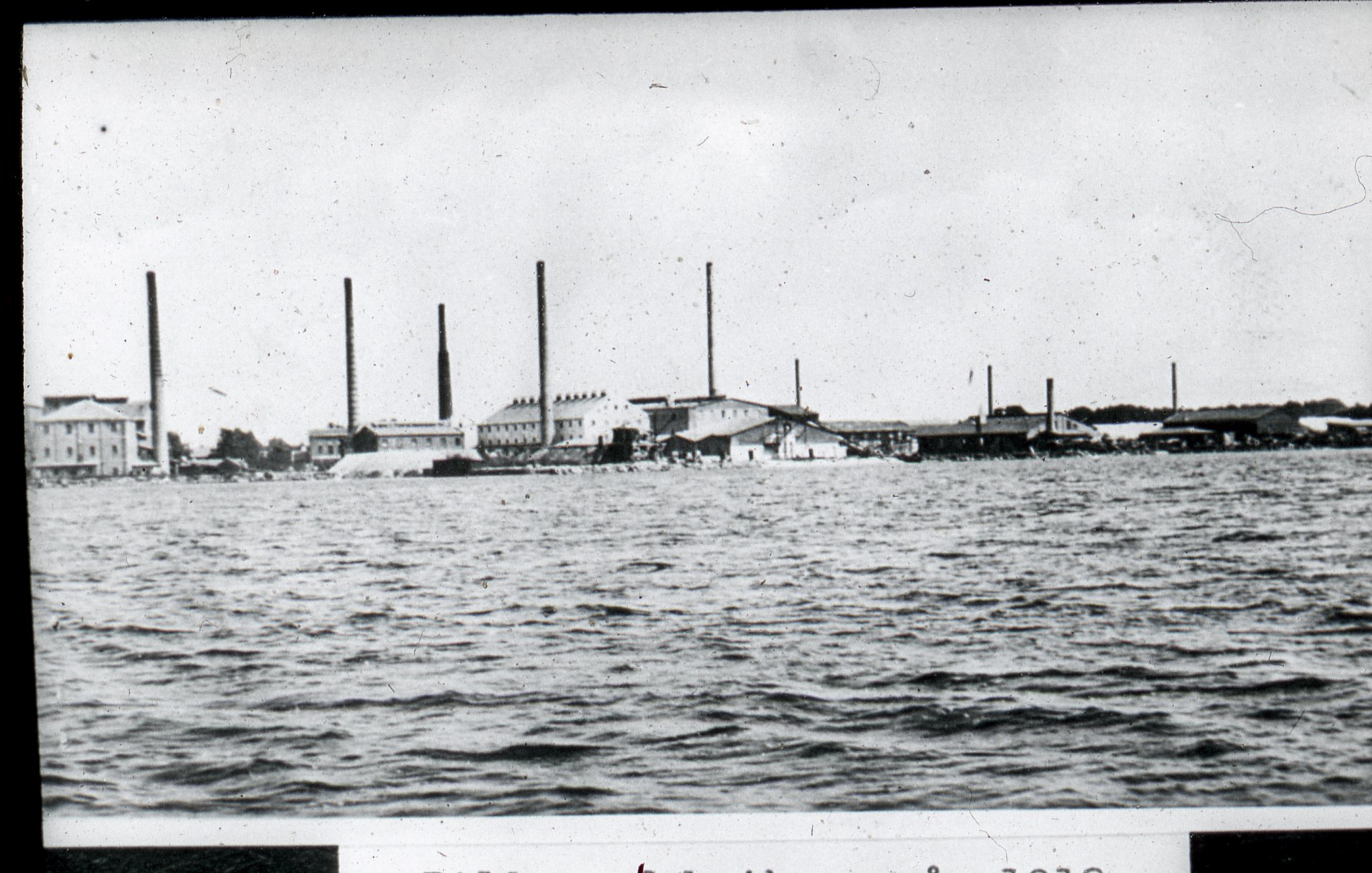 Fabrik Ifö Kaolin&Chamottefabriks AB från Ivösjön 1918