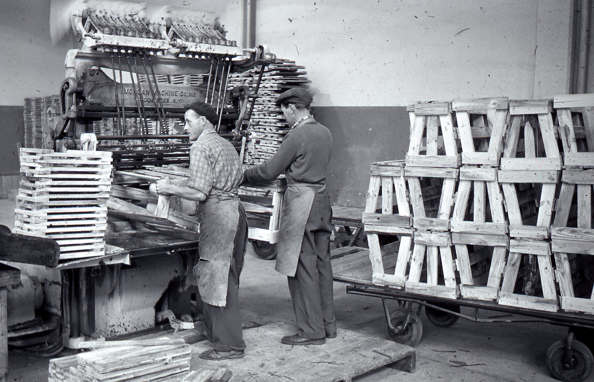 Fabrik Iföverken Lådspikning Sågen 1960