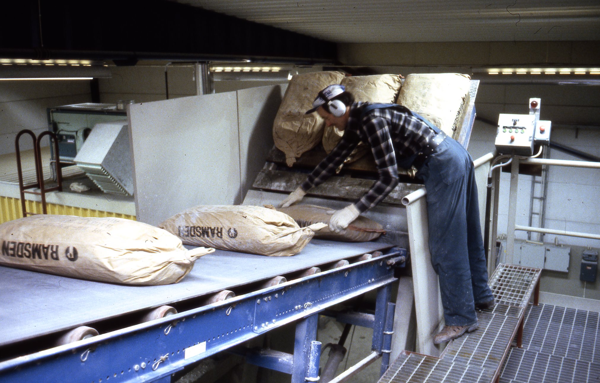 Fabrik Iföverken Malverket Transportband 1980