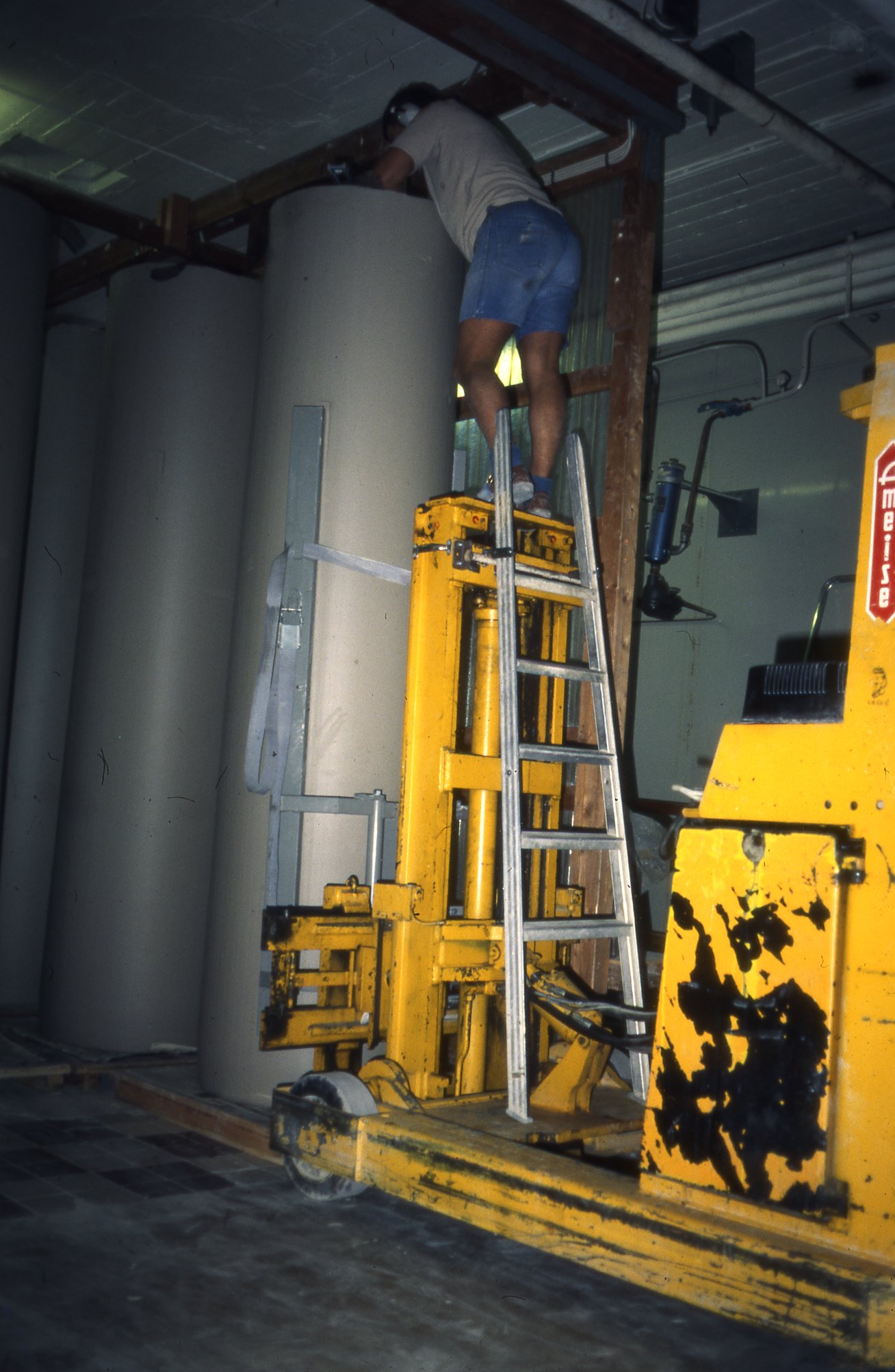 Fabrik Iföverken Isolatorfabriken Isostatämne för Svarvning 1980