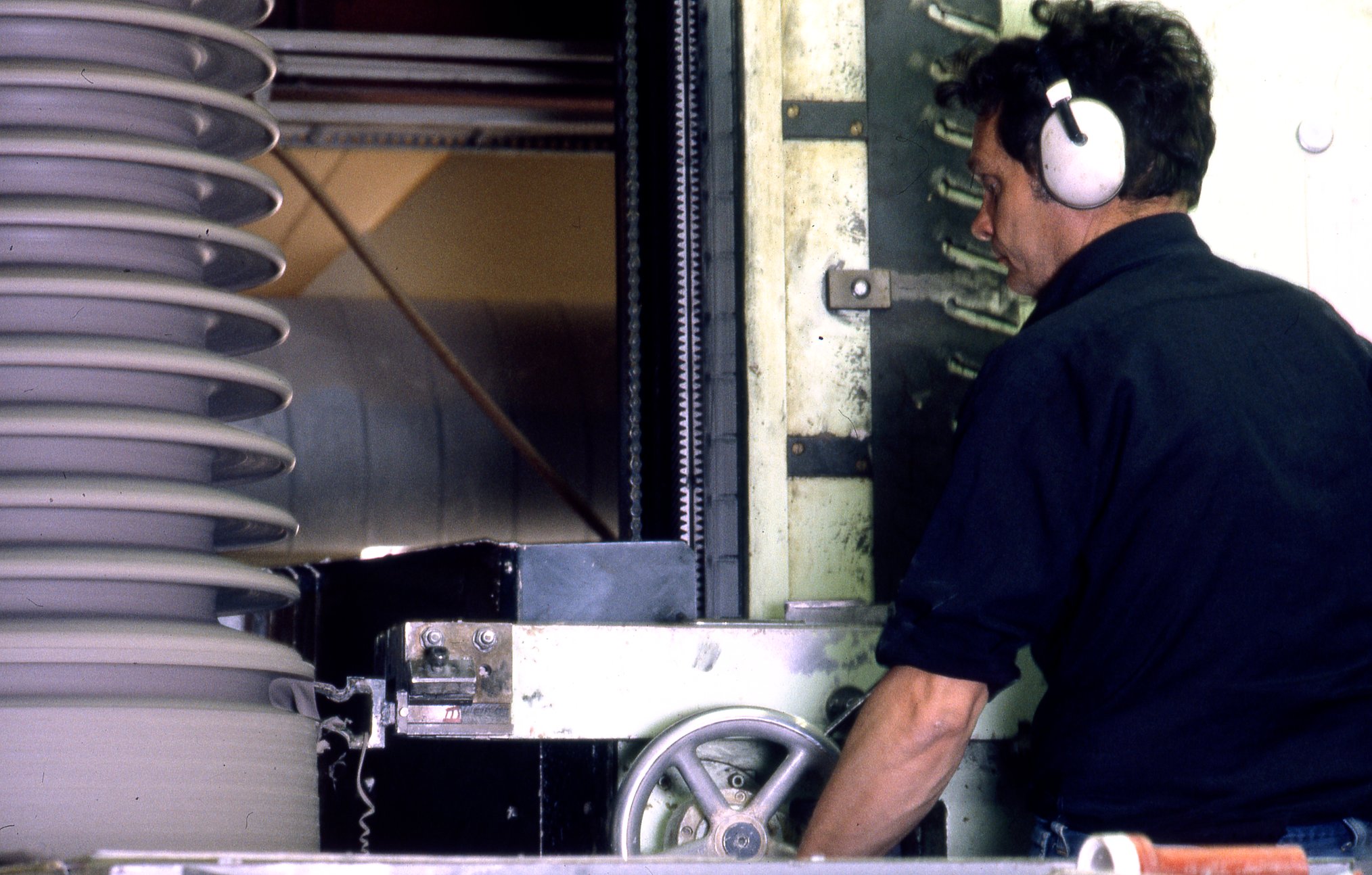 Fabrik Iföverken Isolatorfabriken Svarvning 1980