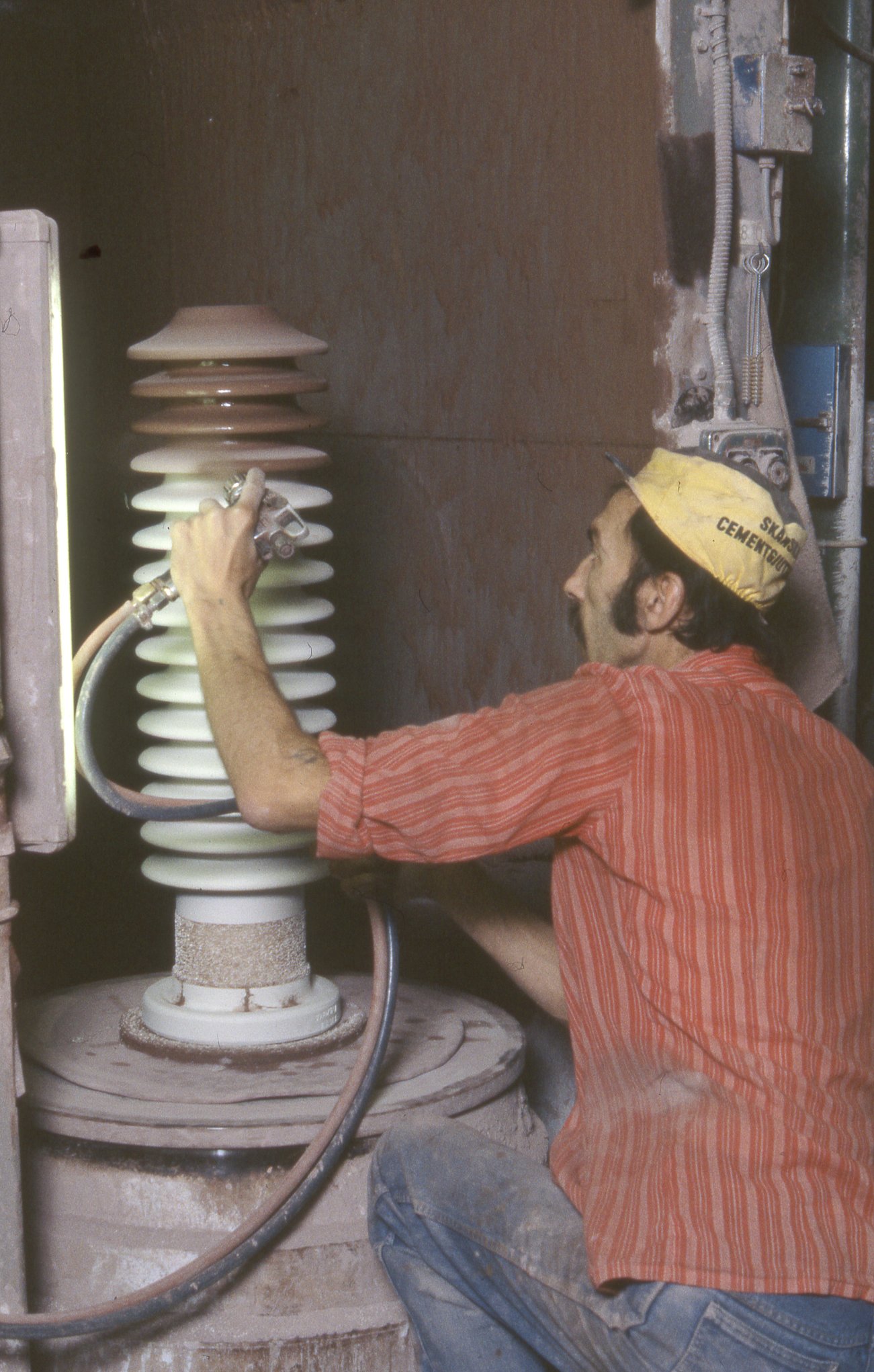 Fabrik Iföverken Isolatorfabriken Glasering 1980