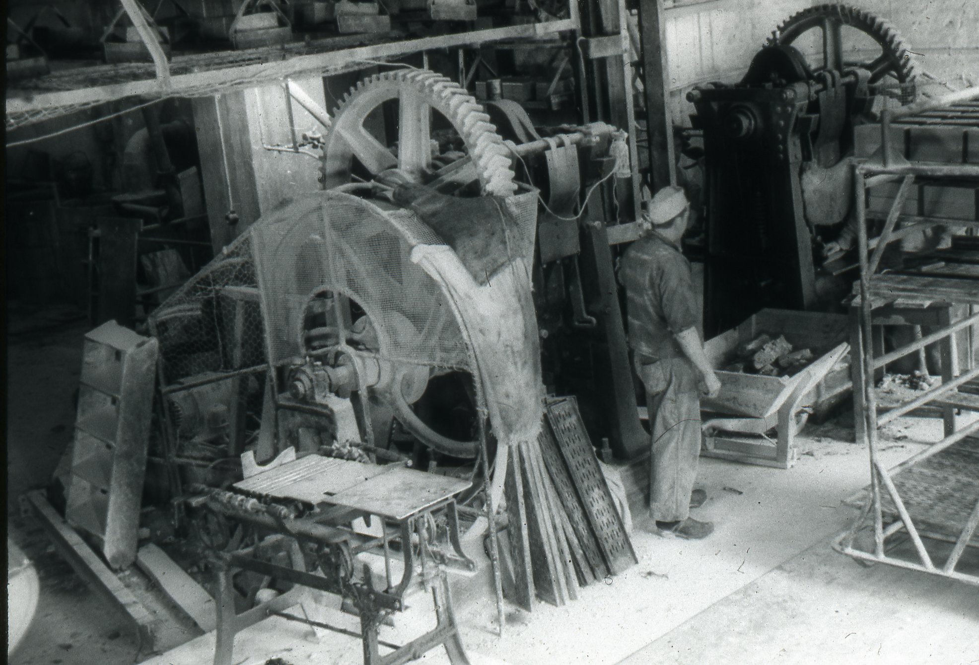 Fabrik Iföverken Chamottetillverkning 1950