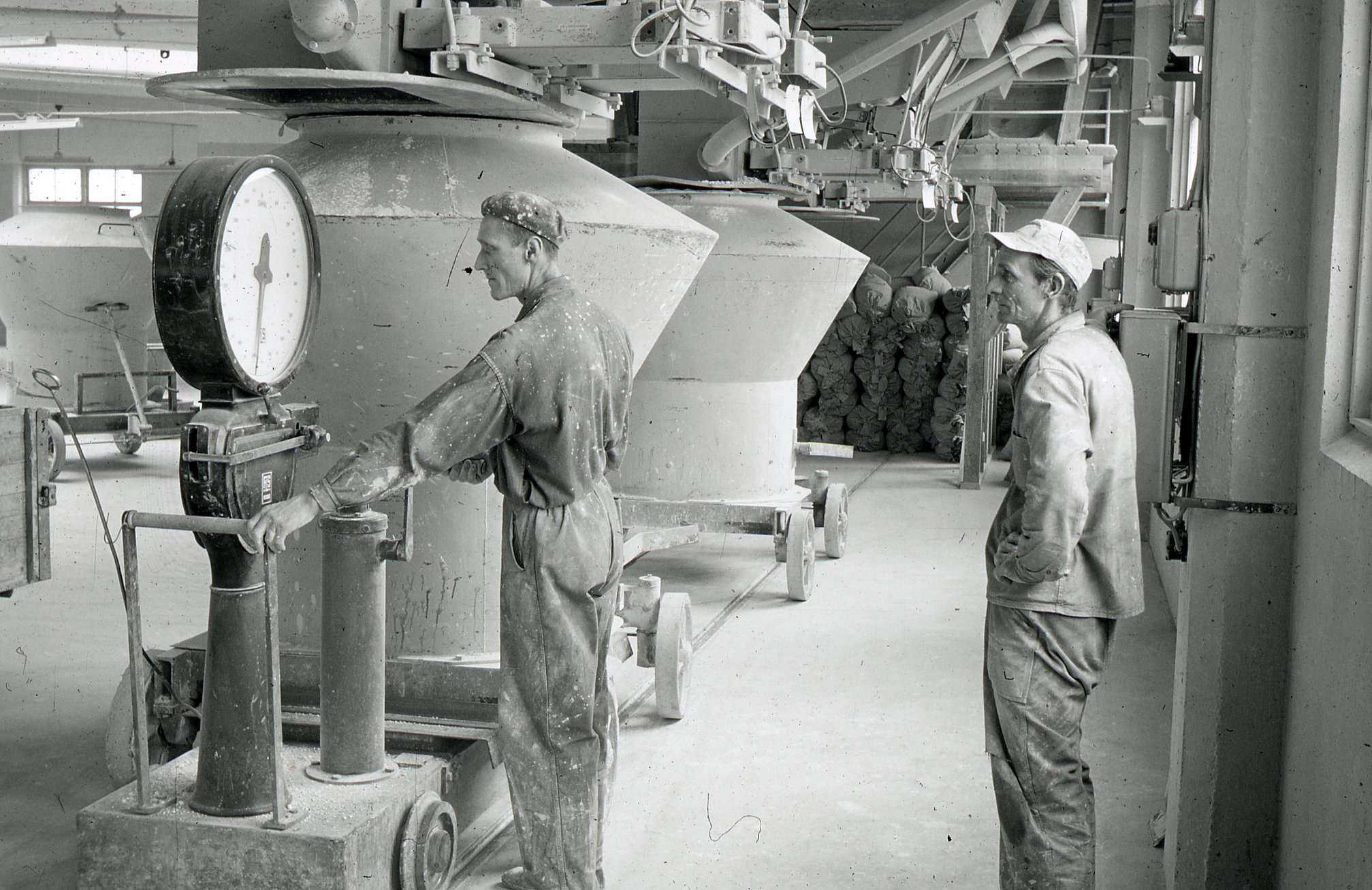 Fabrik Malverket Vägning Massablandning A. Kronkvist, Y. Nilsson 1959 1950