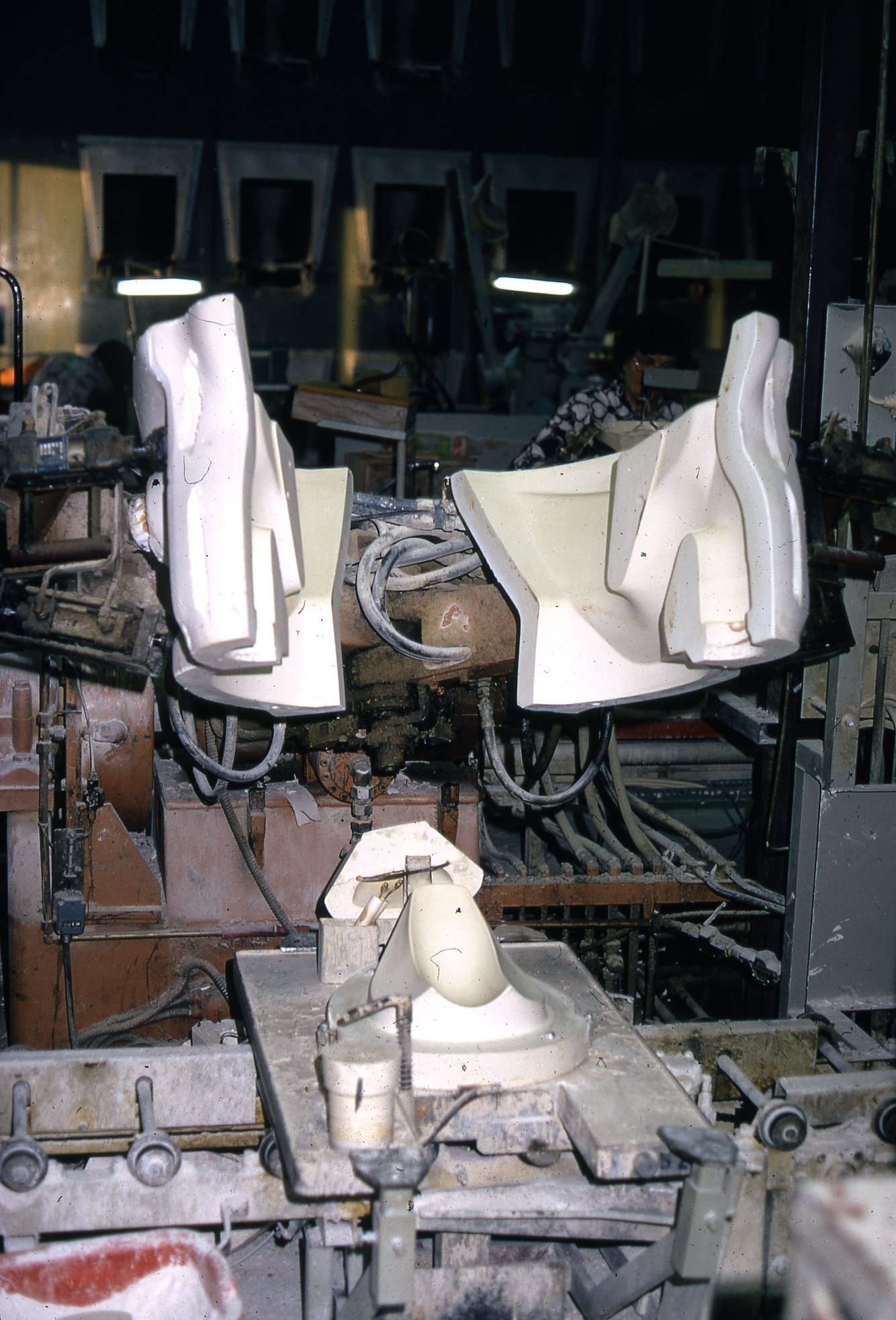 Fabrik Iföverken Sanitetsgodsfabriken SP2 Avformning Robot 1968