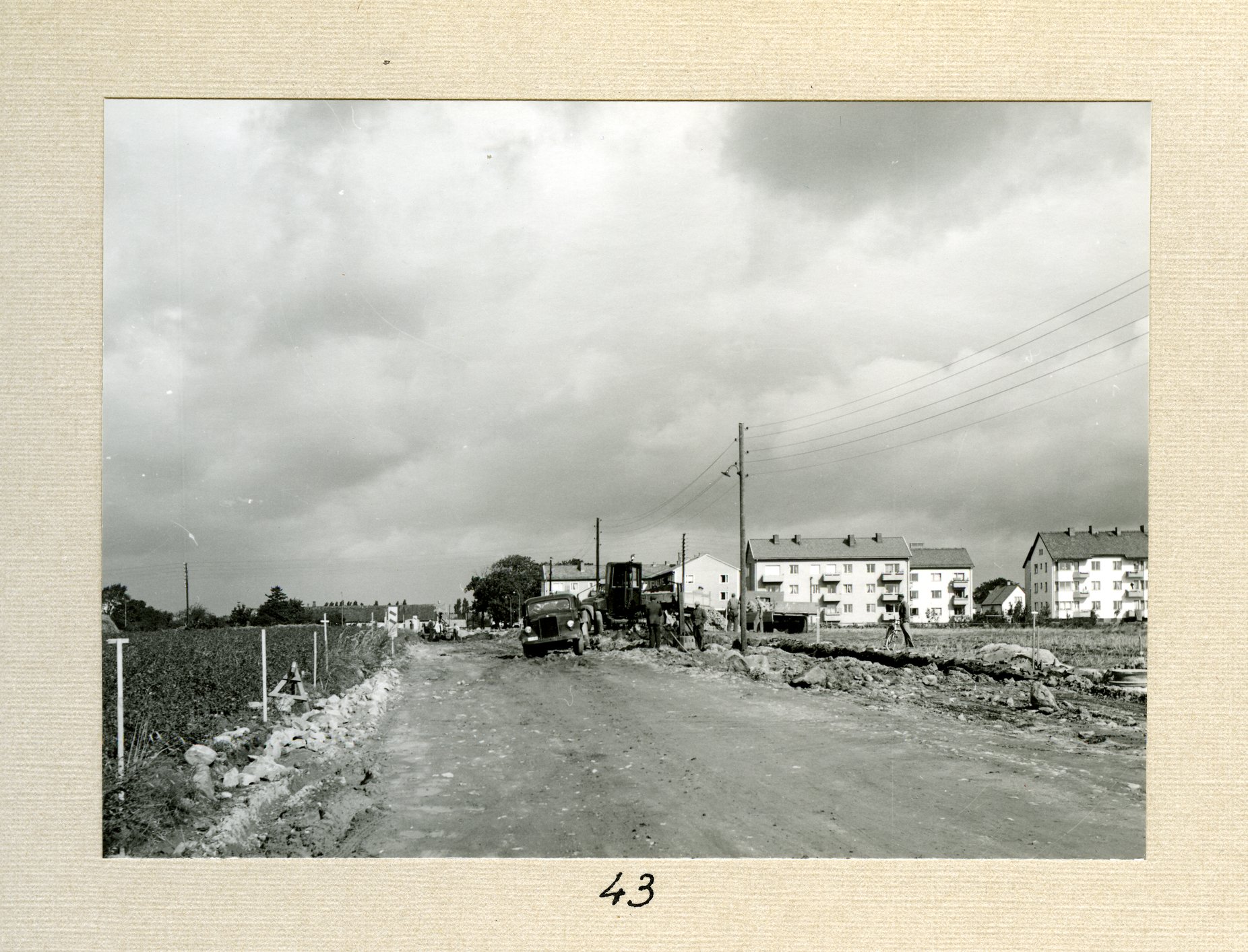 Bromölla Tiansväg Södra delen Hus höger vid Ågatan 1954