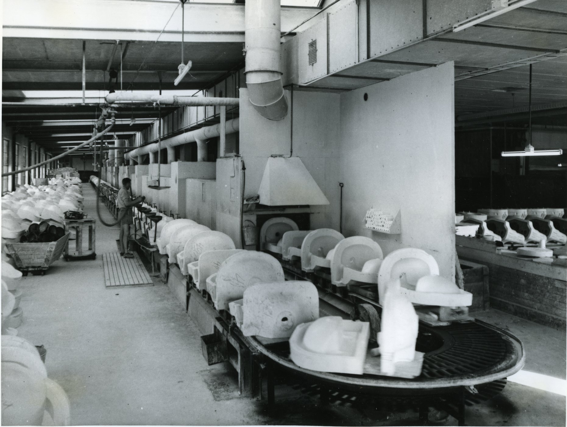 Fabrik Iföverken Sanitetsgodsfabriken Torkning Gipsformar 1950