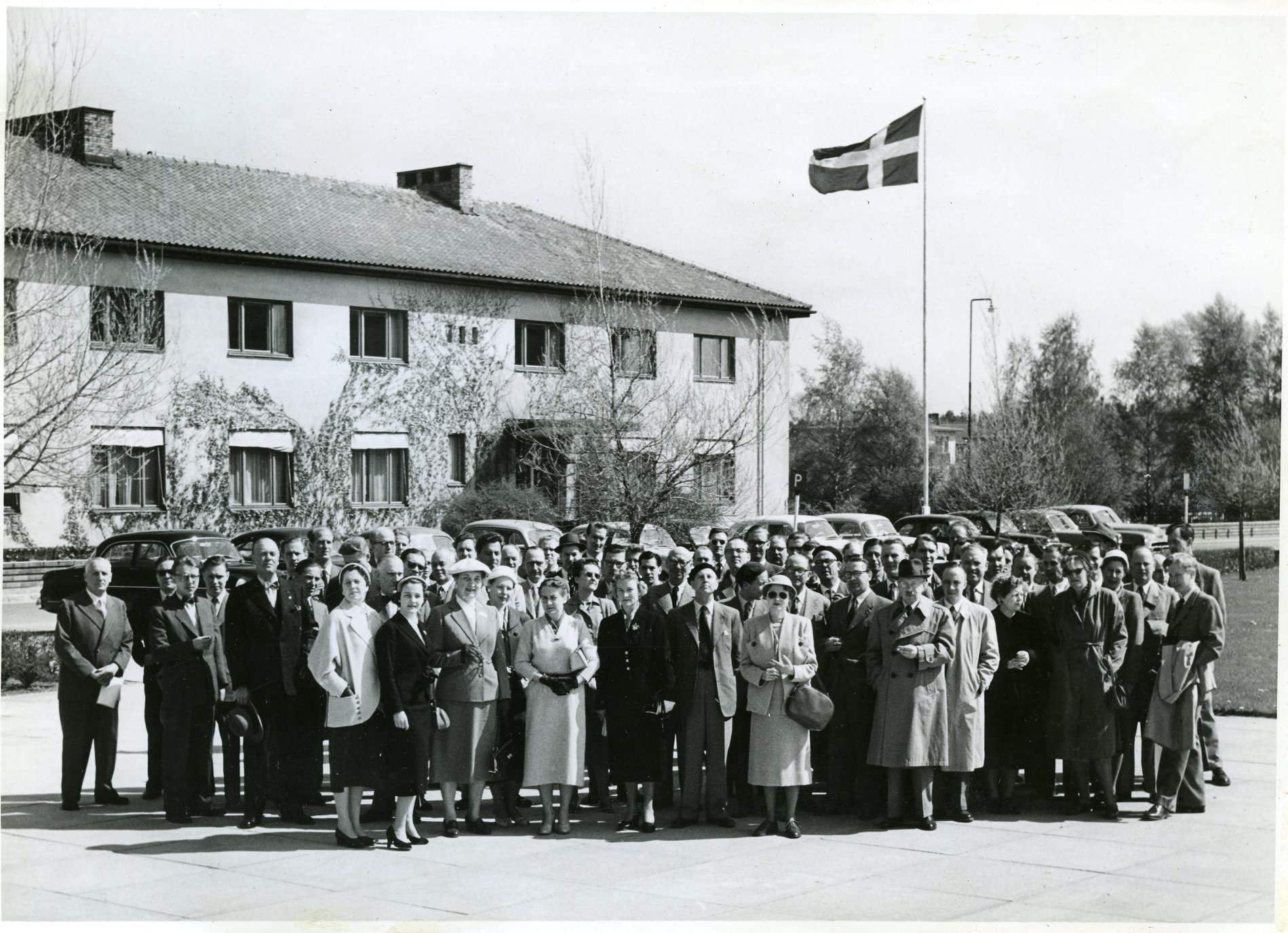 Fabriken Iföverken Besök av Nordiska GlastekniskaFöreningen 25/5 1956