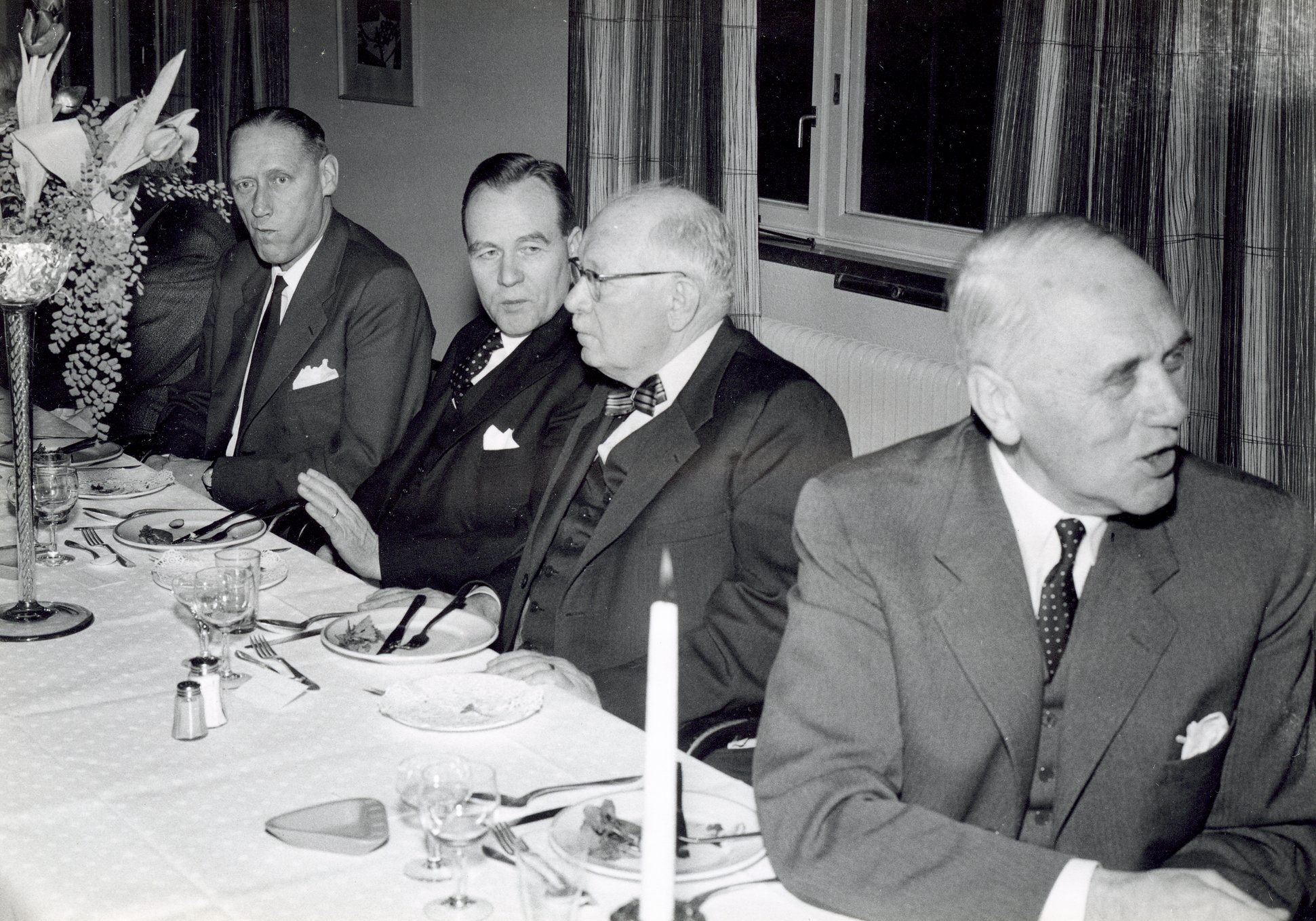 Fabrik Iföverken Bevillningsutskott studieresa Lunch Ifö Hotell 1958