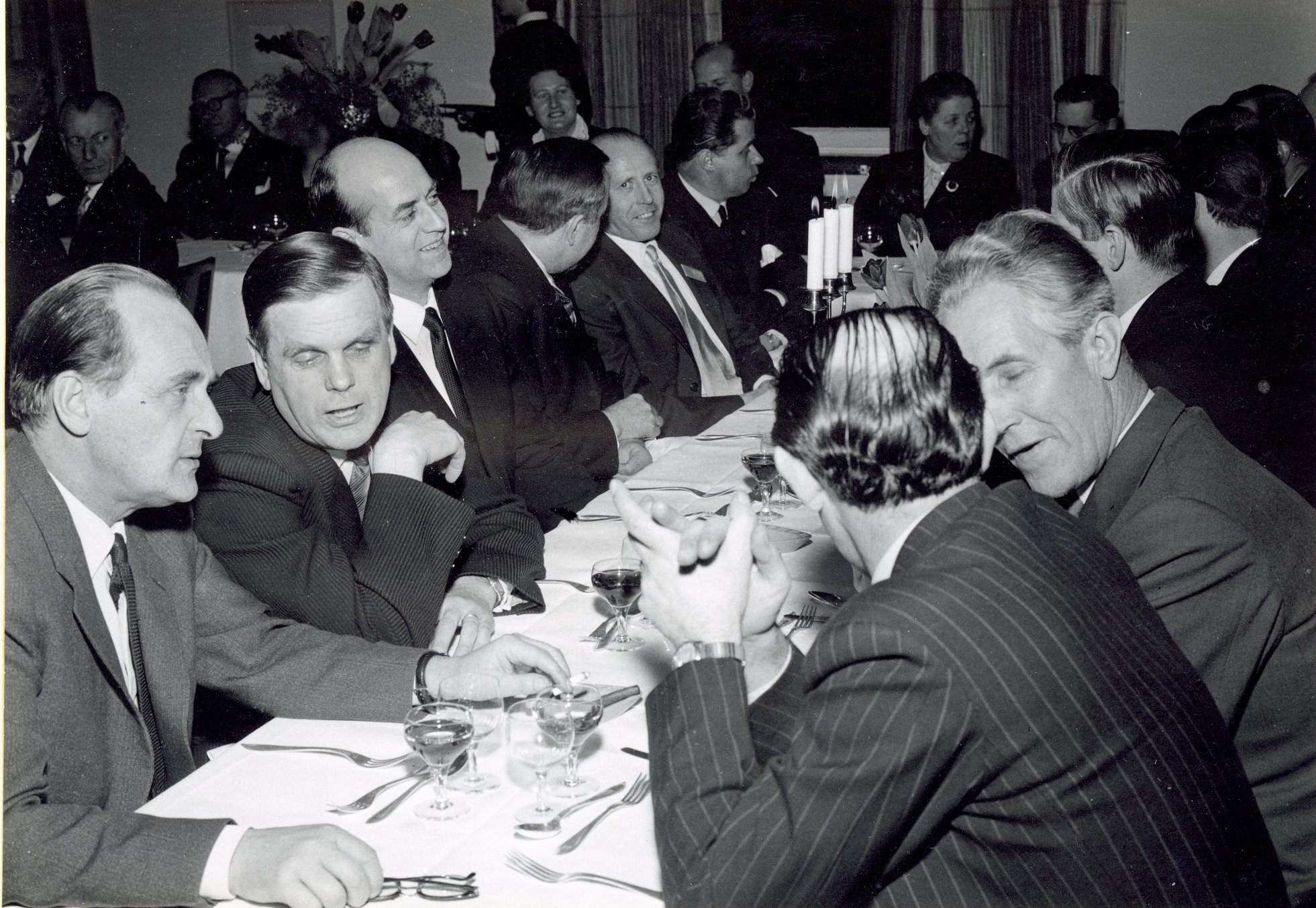 Fabrik Iföverken Bevillningsutskott studieresa Lunch Ifö Hotell 1958