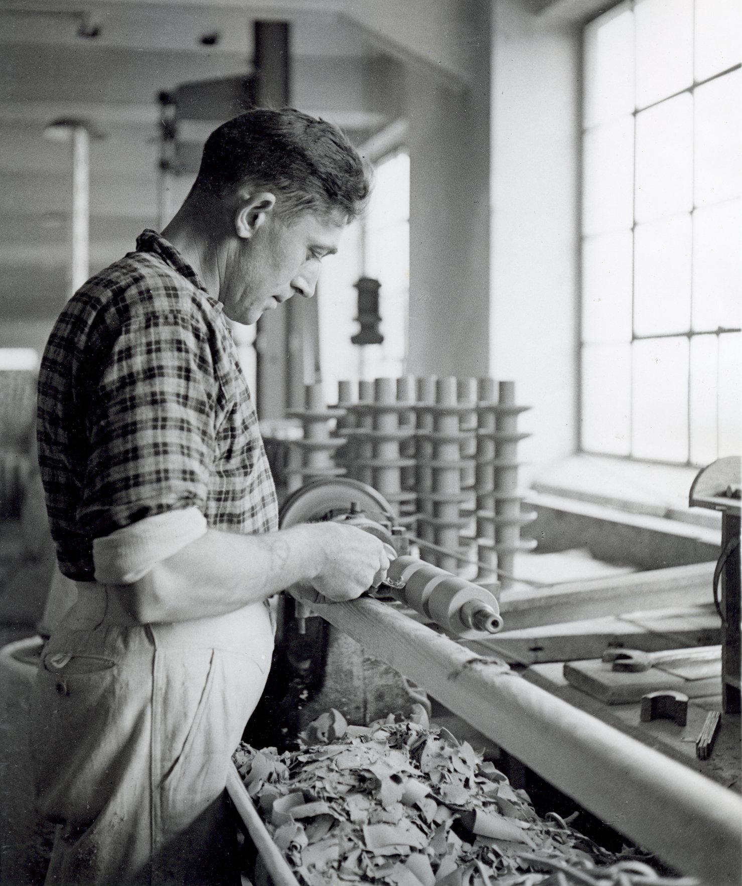 Fabrik Iföverken Isolatorfabriken Svarvning 1950