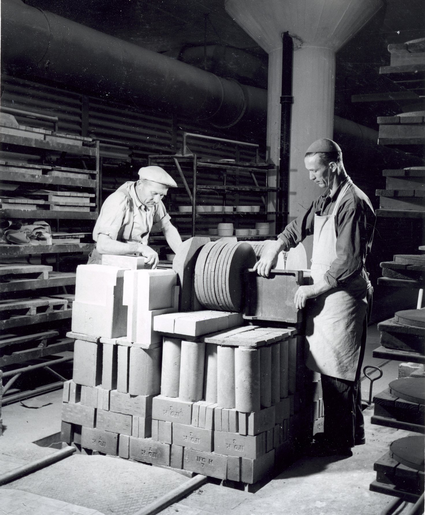 Fabrik Iföverken Chamottefabriken Sättning Ugnsvagn 1950