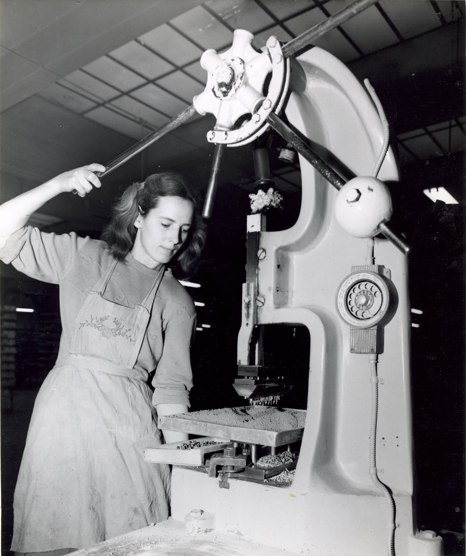 Fabrik Iföverken Pressgodsfabriken Handpressning 1940