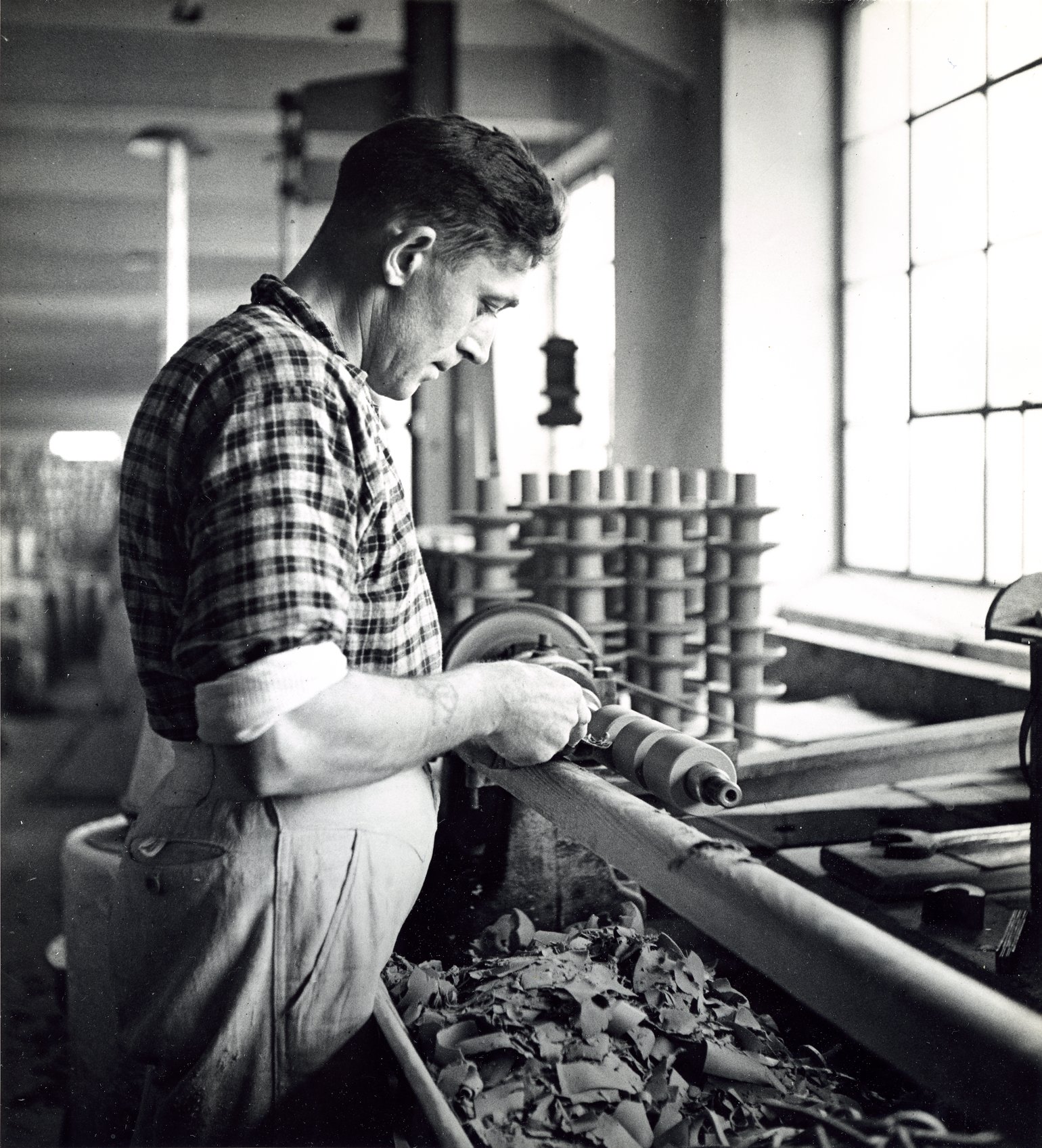 Fabrik Iföverken Isolatorfabriken Svarvning 1940