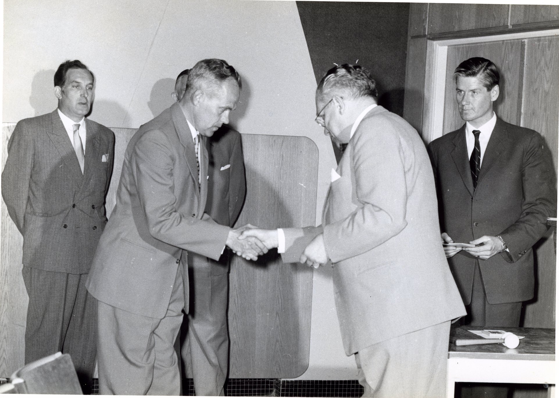 Fabrik Iföverken Företagsnämnden Postsparbankens plakett, främjande gärning 5/6 1959