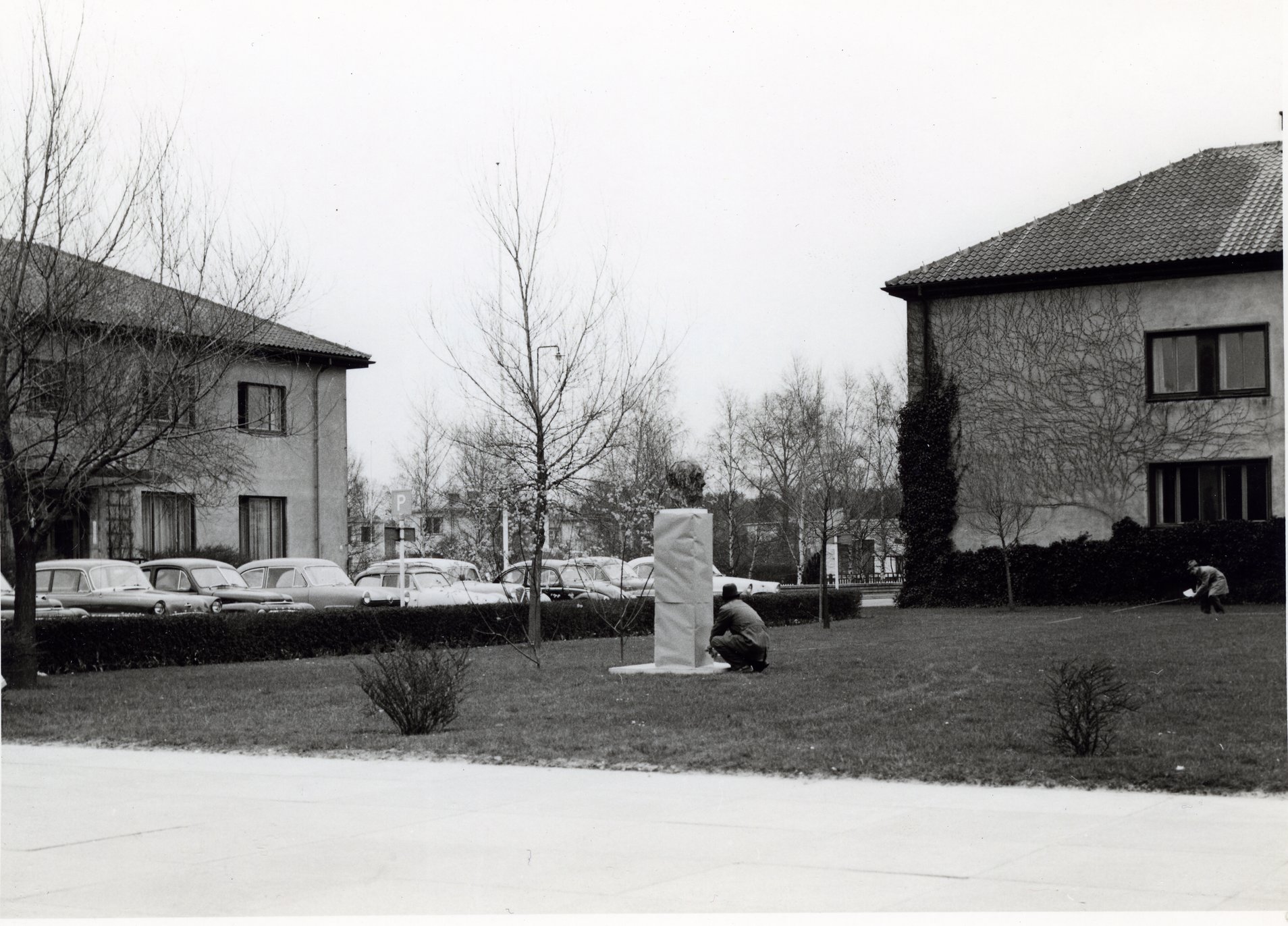 Bromölla Ifö Hotell Ifös Huvudkontor Torget E Wehtjes Byst 1961