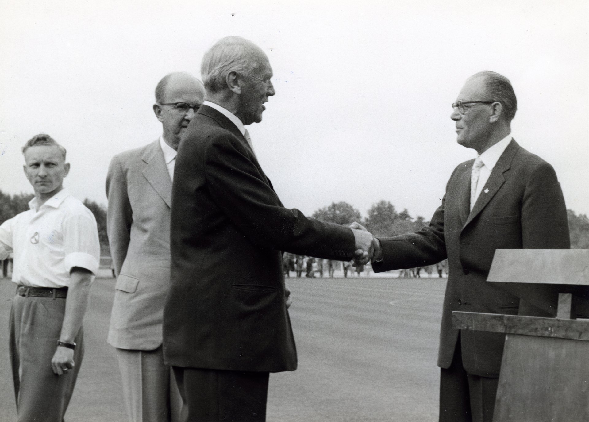 Bromölla Invigning av Strandängen Ordf Skånes Idrottsförbund 1960