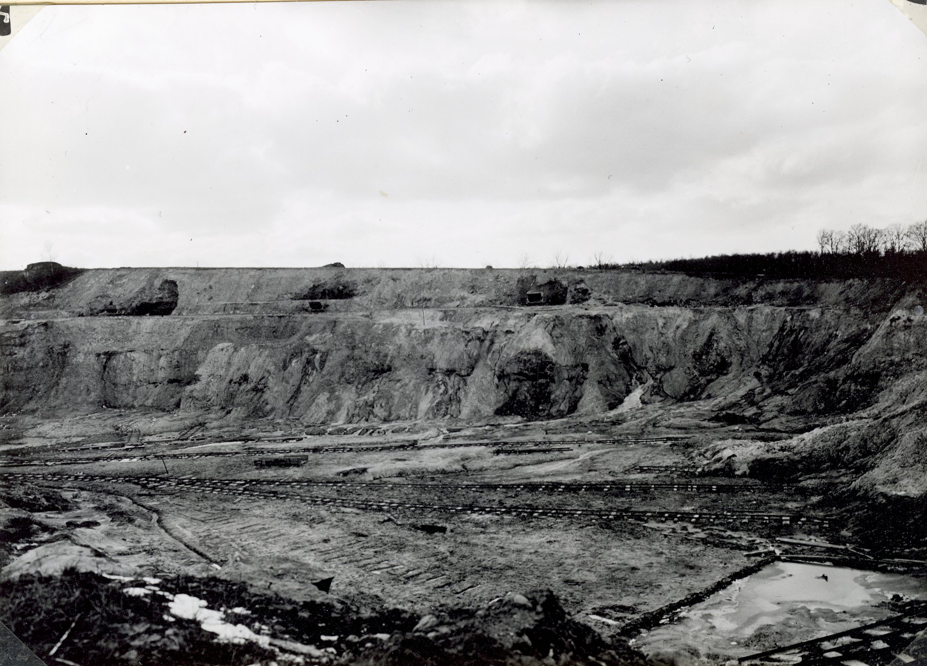 Ivö Kalk o Kaolinbrottet Ivö klack 1930