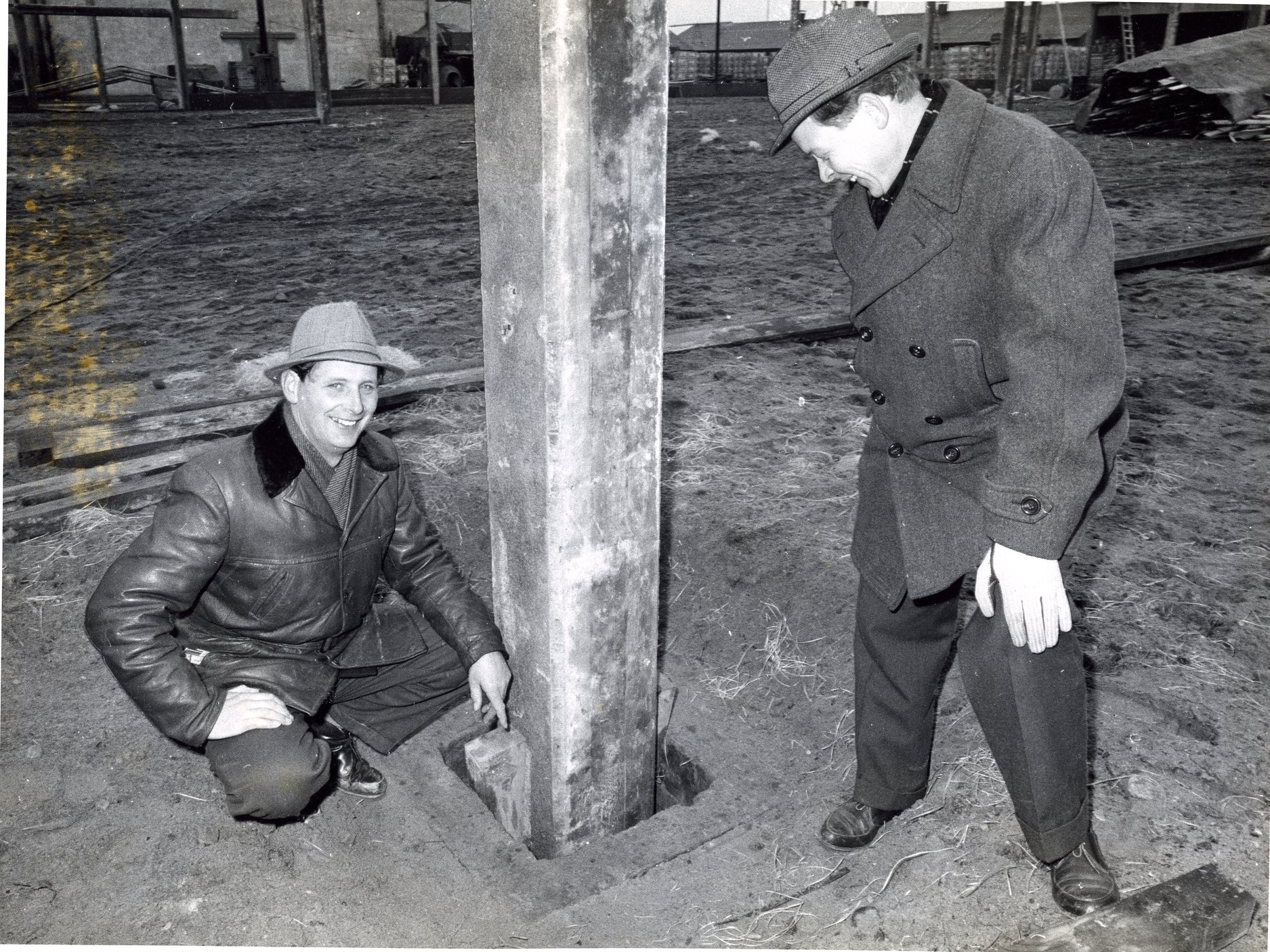 Fabrik Iföverken Isolatorfabriken Kallagerbyggnad Orvar Gunnerdal höger 1961