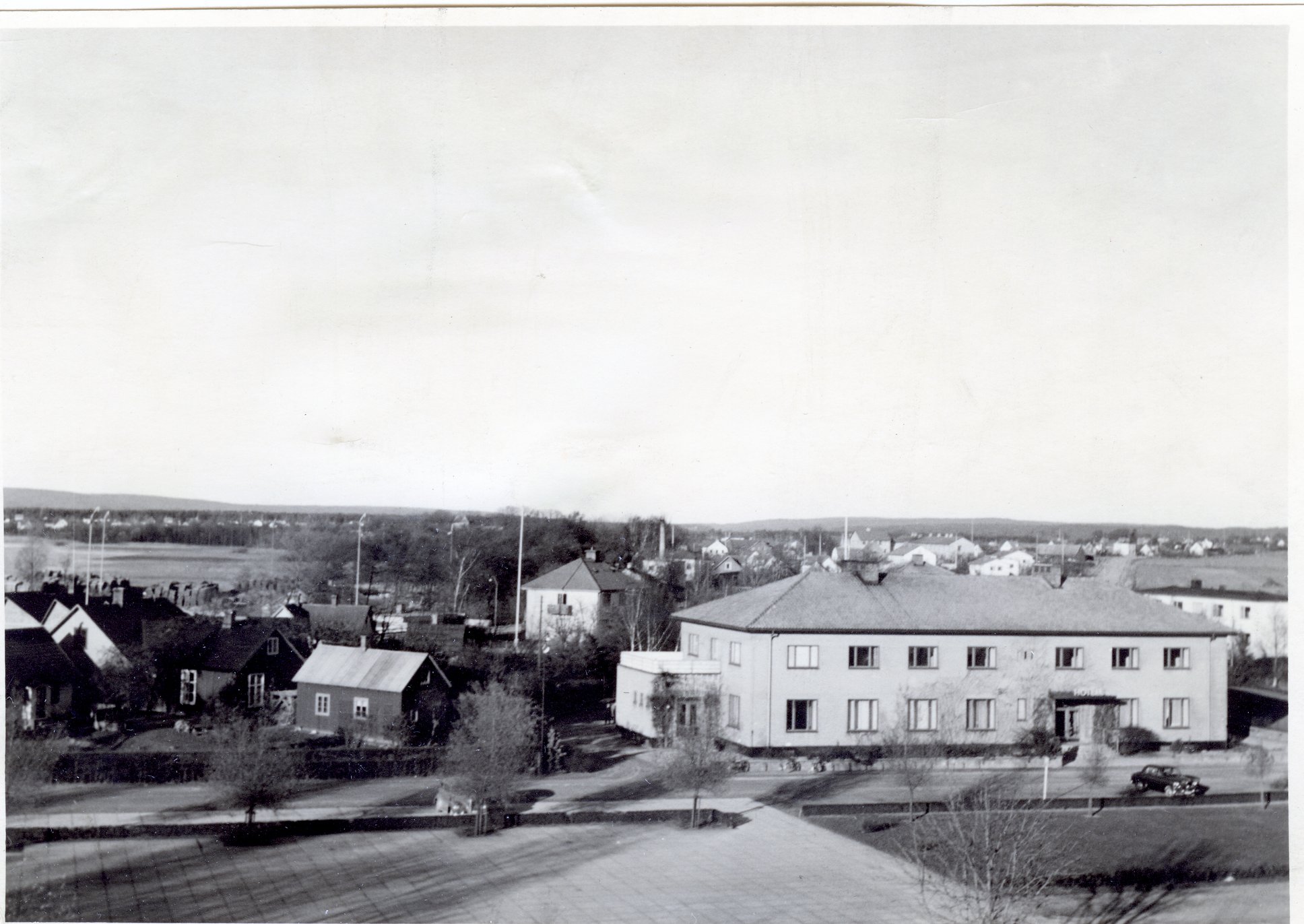 Bromölla Torget och Ifö Hotell (från Mosaikhuset) 1957