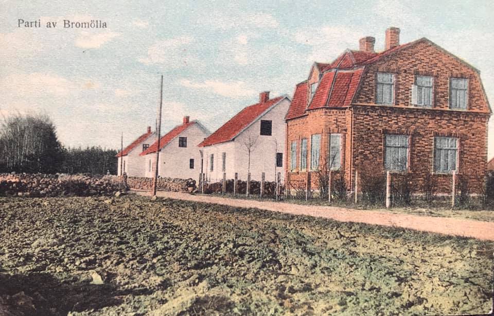 Bromölla Tiansväg (mot norr) "Kråkslottet" Byggt 1918 i eldfast tegel