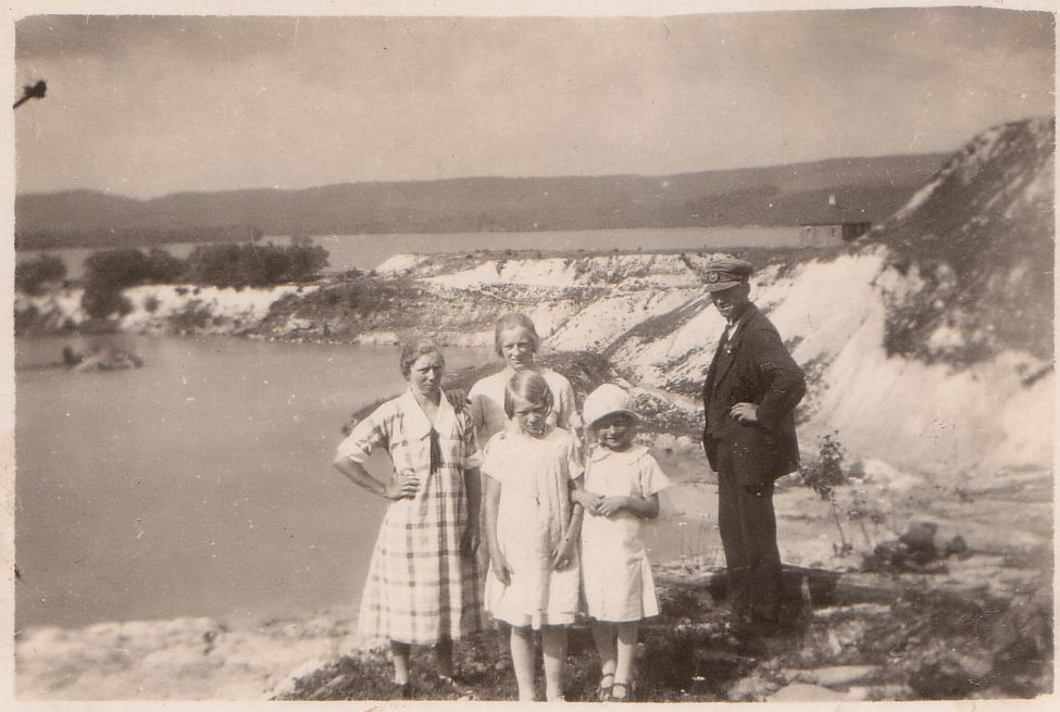 Ivö Kalk o Kaolinbrott Familjeutflykt ca 1930