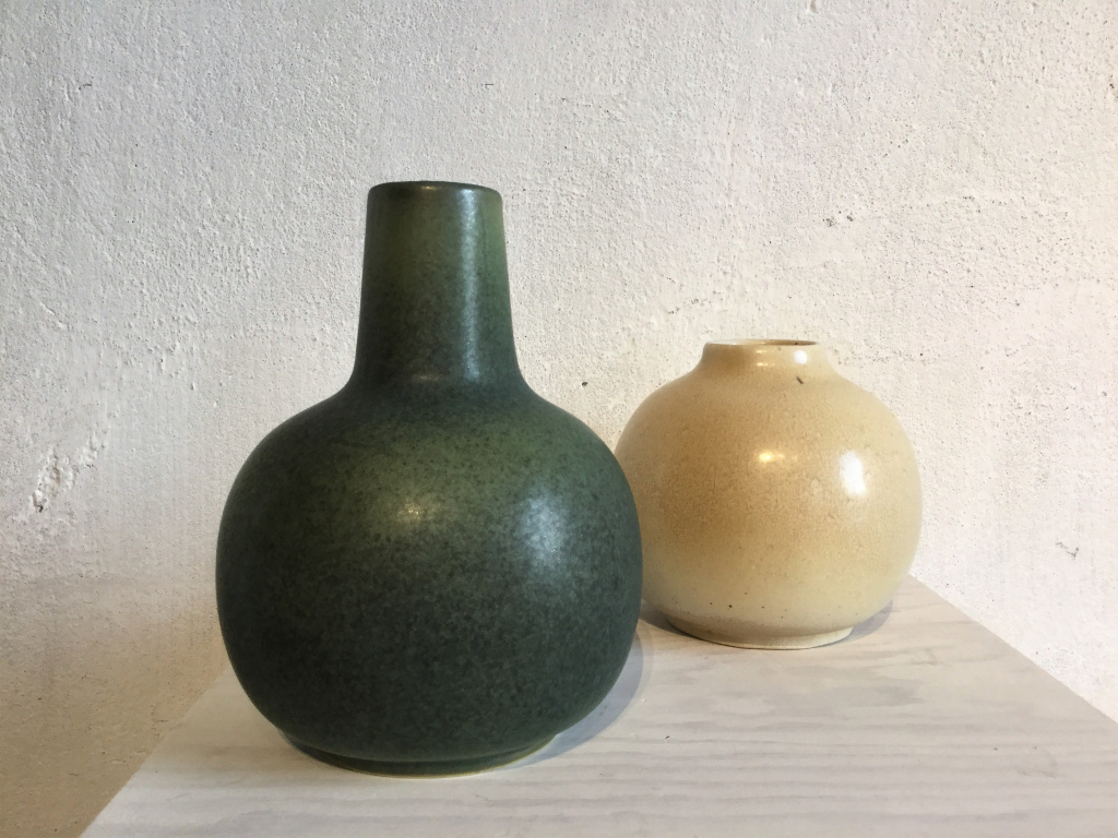 Ny vas i färg grön och äggskal
