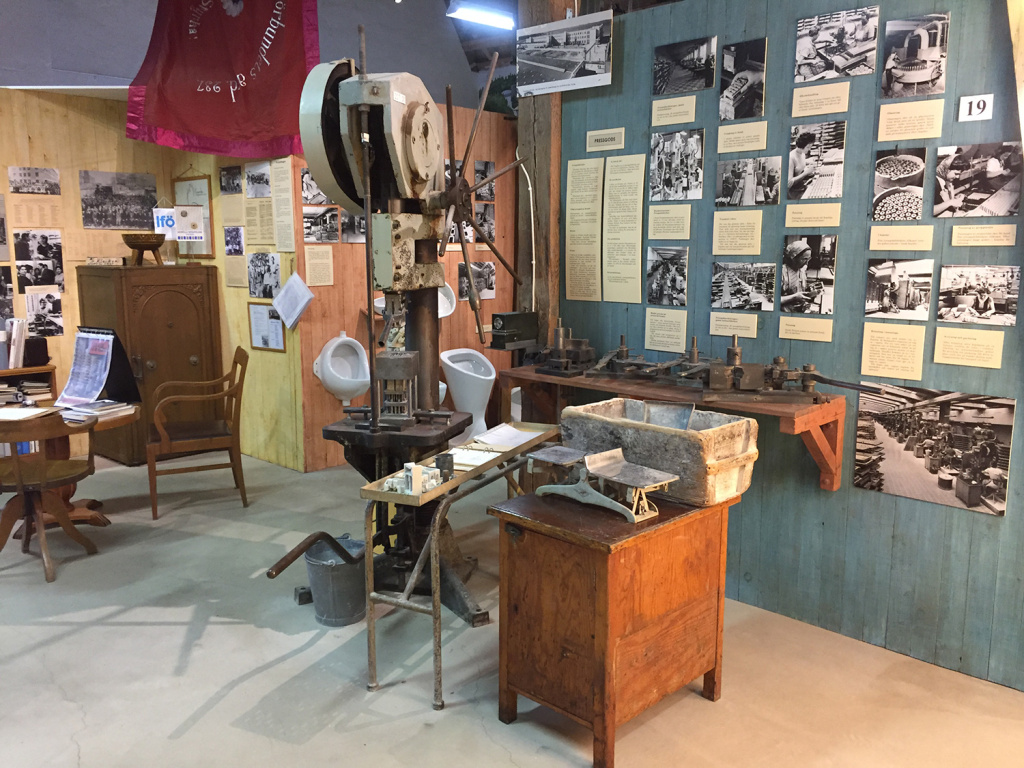 Iföverkens Industrimuseum utställning Pressgodstillverkning