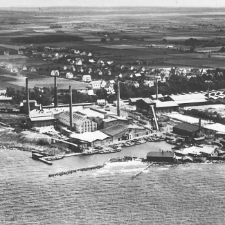 Vy över Ifö Bromölla ca 1910. View of the factory area in Bromölla, around 1910