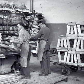 Fabrik Iföverken Lådspikning Sågen 1960