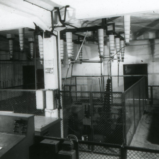 Fabrik Iföverken Isolatorfabriken Provning Isolatorer 1950