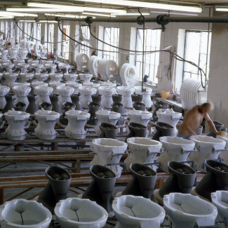 Fabrik Iföverken Sanitetsgodsfabriken Bänkgjutning WC 1970-tal