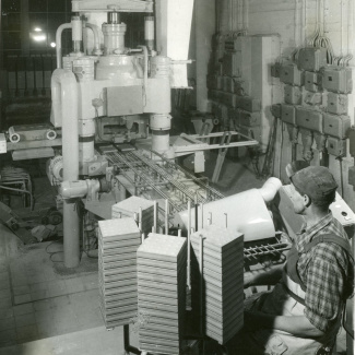 Fabrik Iföverken Golvplattfabriken Pressning Plattor 1950
