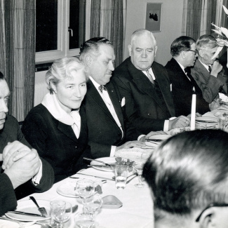 Fabrik Iföverken Bevillningsutskott studieresa Lunch Ifö Hotell 1958