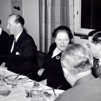 Fabrik Iföverken Bevillningsutskott studieresa Lunch Ifö Hotell 1958