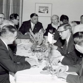 Fabrik Iföverken Bevillningsutskott studieresa Lunch Ifö Hotell 1958