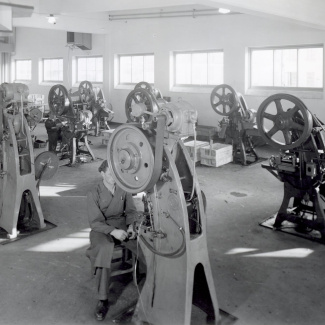 Fabrik Iföverken Pressgodsfabriken Pressning 1950