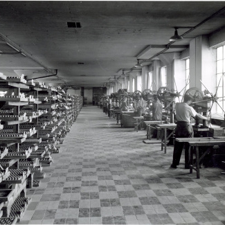 Fabrik Iföverken Pressgodsfabriken Handpressning 1940