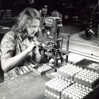 Fabrik Iföverken Pressgodsfabriken Montering Proppar 1940