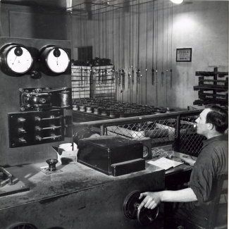 Fabrik Iföverken Isolatorfabriken Elprovning 1940
