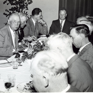 Fabrik Iföverken Företagsnämnden Ifö Hotell Avskedsmiddag föe E Wehtje 1957