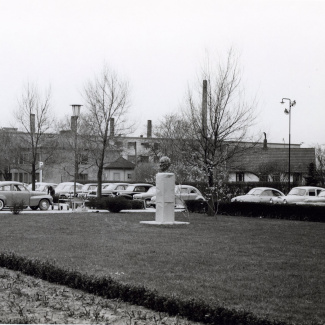 Bromölla Torget E Wehtjes Byst 1961