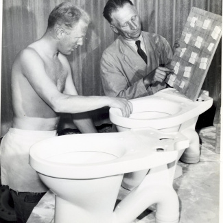 Fabrik Iföverken Sanitetsgodsfabriken Kontroll "syning" WC-skålar Verkm Emanuel "Molle" Wickander Göran Malmberg, E Wickander 1950
