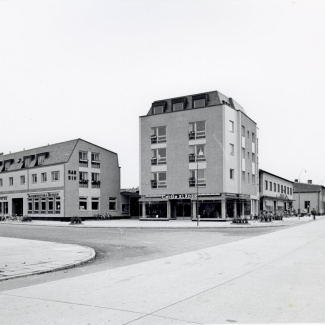 Bromölla Kv Köpmannen. Mosaikhuset 1957